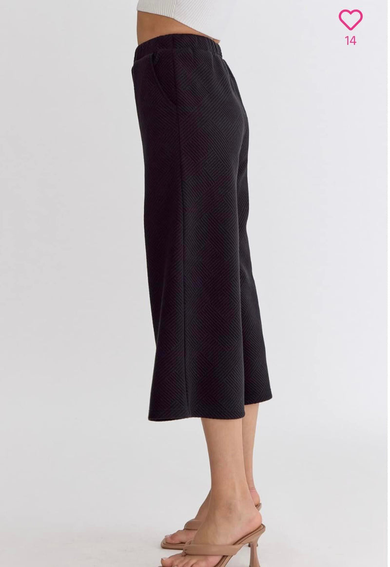Textured To Perfection Cropped Pants - Black